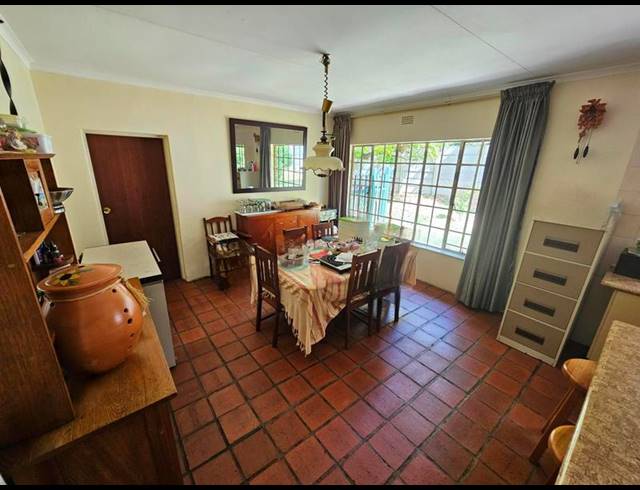 4 BEDROOM HOUSE FOR SALE IN WELTEVREDEN PARK